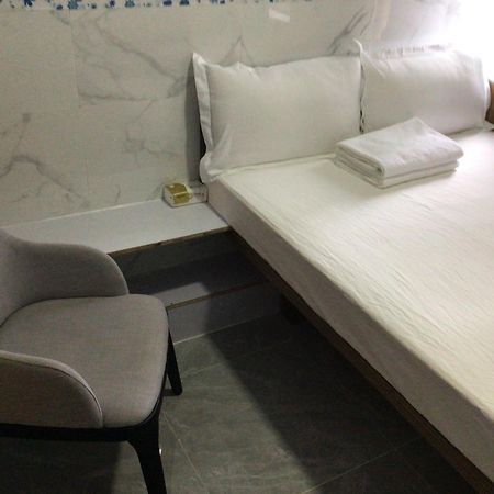 Ajit Guest House Гонконг Экстерьер фото